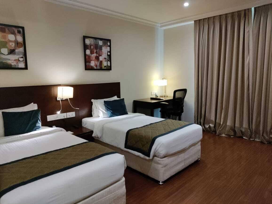 The Altruist Business Hotel Hitech Hyderabad Exterior photo
