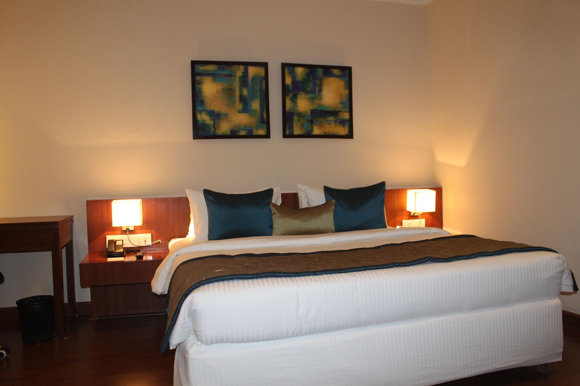 The Altruist Business Hotel Hitech Hyderabad Exterior photo