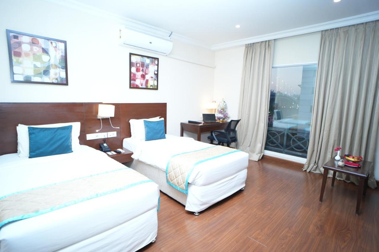 The Altruist Business Hotel Hitech Hyderabad Exterior photo