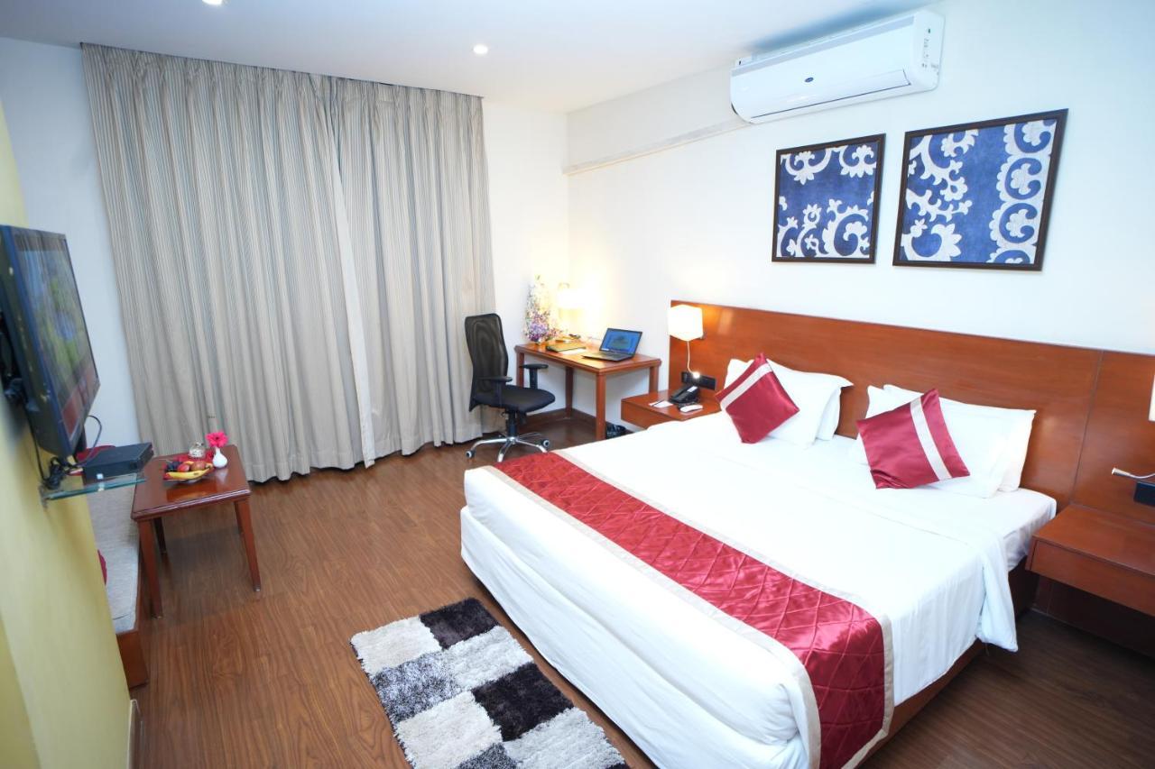The Altruist Business Hotel Hitech Hyderabad Exterior photo