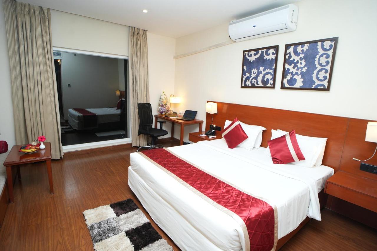 The Altruist Business Hotel Hitech Hyderabad Exterior photo