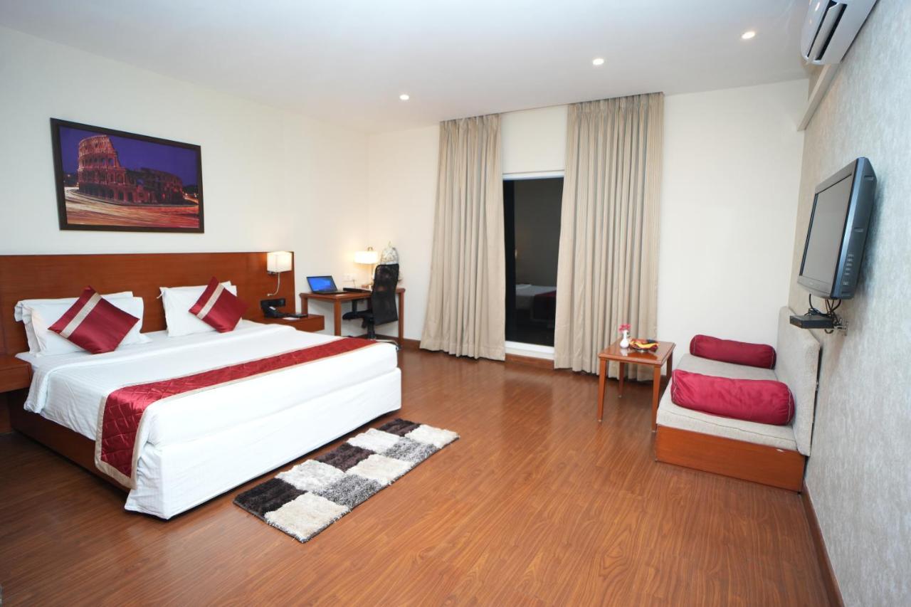 The Altruist Business Hotel Hitech Hyderabad Exterior photo